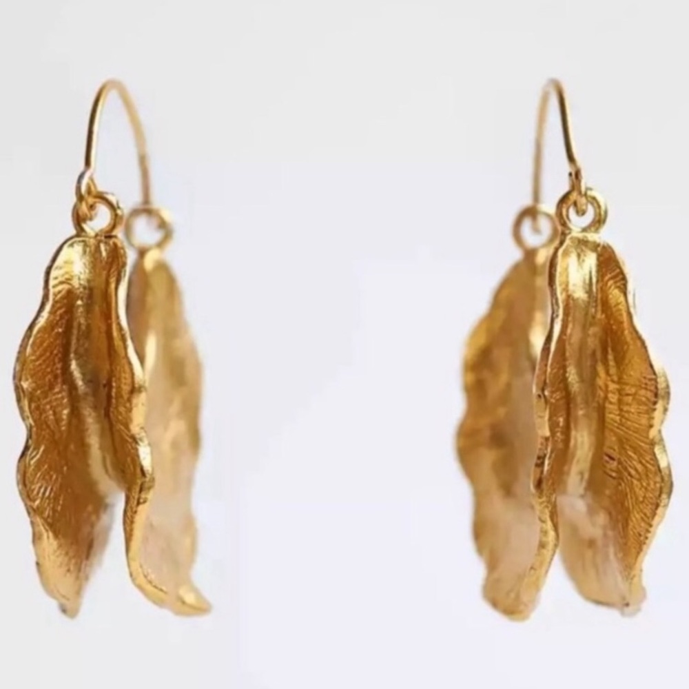 ✨3for$38 New Zara Textured Metal Crescent Gold Hoop Earrings - Picture 8 of 14
